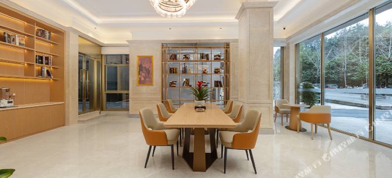 维也纳酒店(黔江黔州桥店)图片