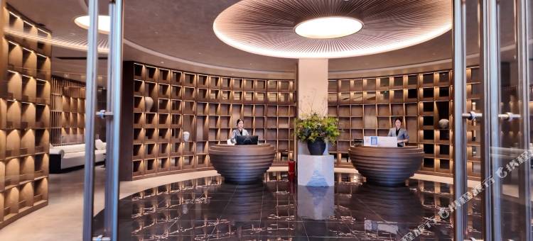 雲诗邸花园酒店(盈江国际翡翠城店)图片