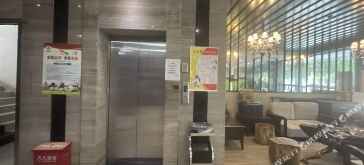 开阳摩登时尚酒店(云开广场开阳站店)图片
