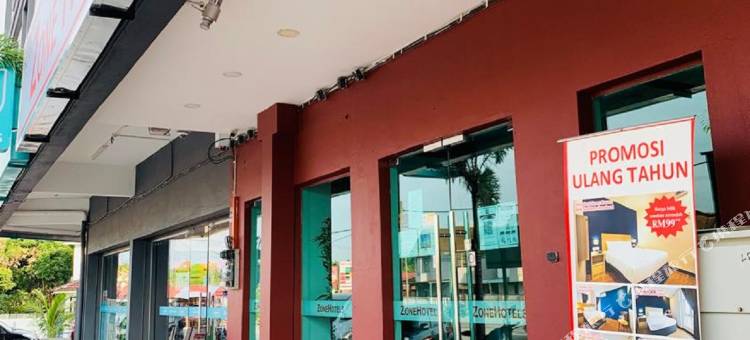 ZONE酒店-直落班里马加朗(Zone Hotels, Telok Panglima Garang)图片