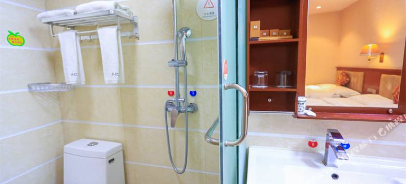 昆明云亿大酒店(金马寺地铁站店)图片