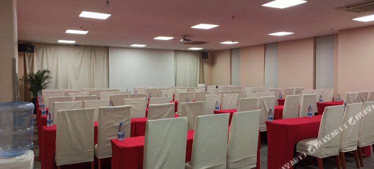 A&J商旅艺术酒店(南京徐庄苏宁总部地铁站)图片