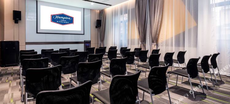 北京西站丽泽商务区希尔顿欢朋酒店图片