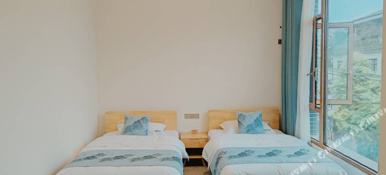 青城山雁南归客栈图片