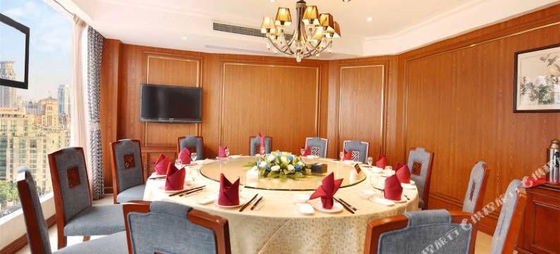 重庆渝豪酒店(汉丰湖新世纪百货店)图片