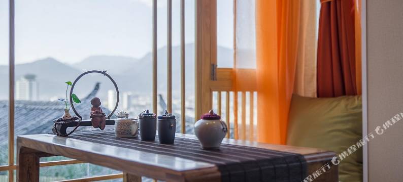 丽江水月花神狮山观景智能美宿图片