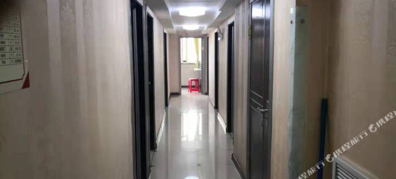 御城宾馆(哈尔滨哈西站店)图片