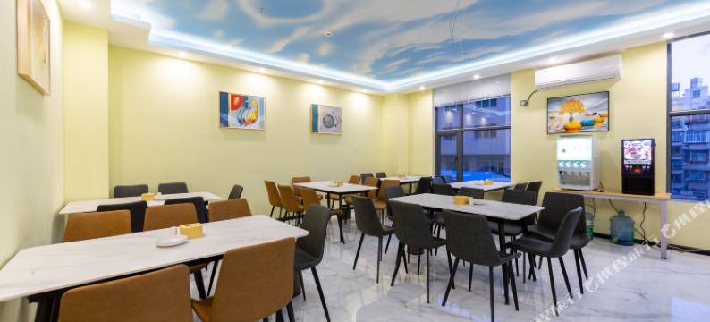 昆明铂漫假日酒店(火车站国际会展中心店)图片