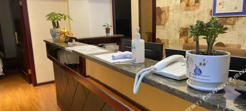 泸定惠友商务酒店图片