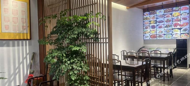 初壹民宿(九华山游客服务中心店)图片