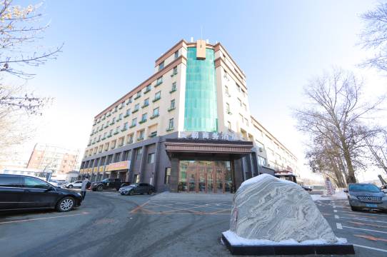 英朝商务酒店(长春吉大南校前进大街店)