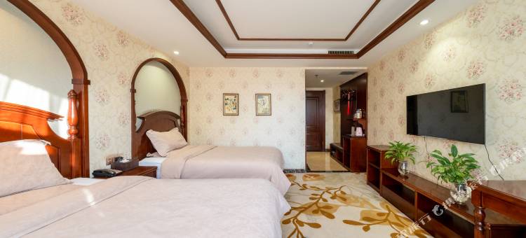 德惠怡美小镇假日酒店(住邦城市广场店)图片