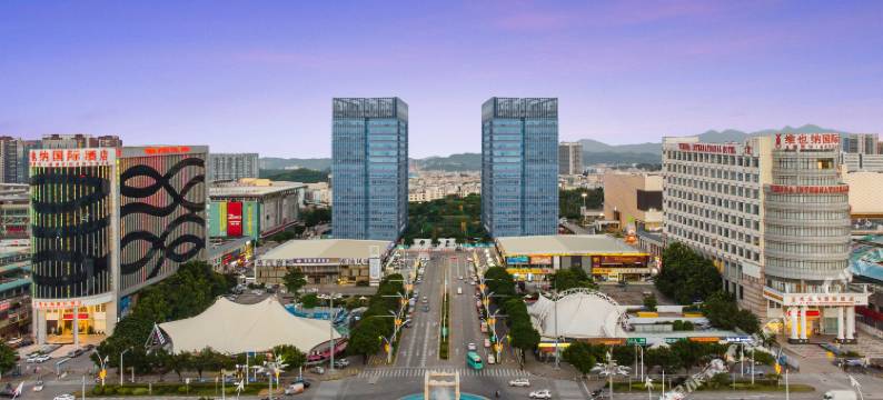 维也纳国际酒店(深圳华南城万达广场店)图片