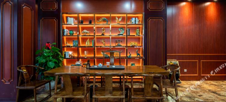 吉安•庐崚印象 WARMWELCOMFAMILYMOMEOW酒店(吉州区人民广场店)图片