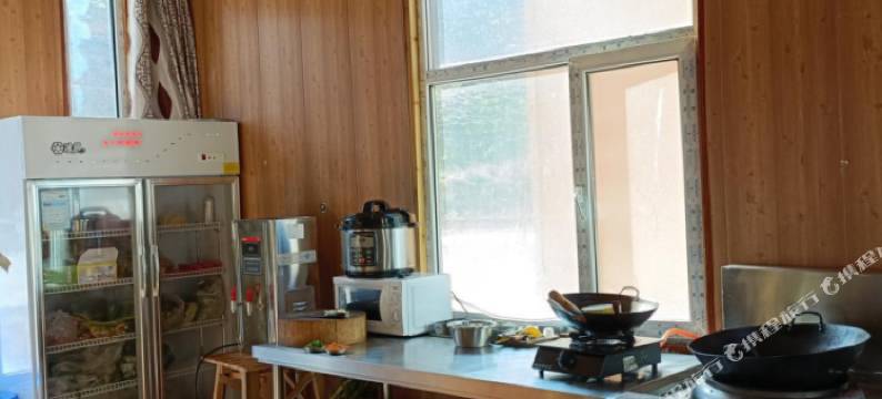 地球第三极孜珠山驿站图片