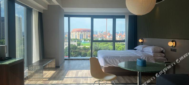 朋克芭蕾酒店(常州环球恐龙城店)图片