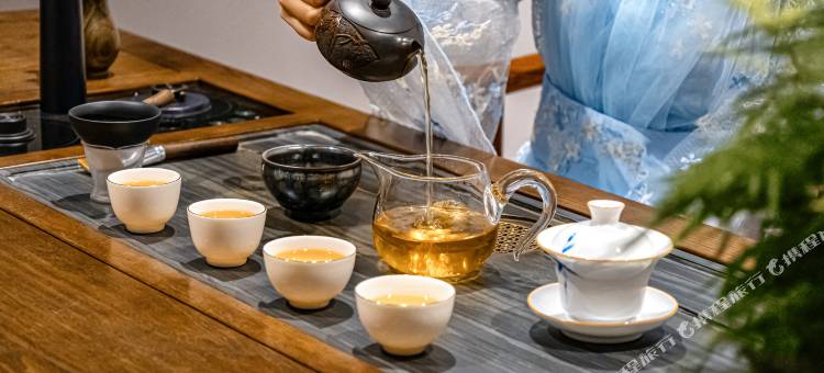 昆明玉龙雪纳酒店(翠湖公园南屏步行街店)图片