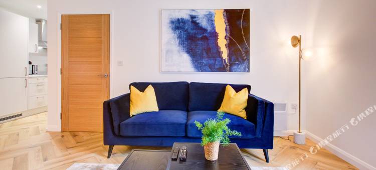 Hybrid Resi - Mitcham Close to Tooting and Wimbledon图片