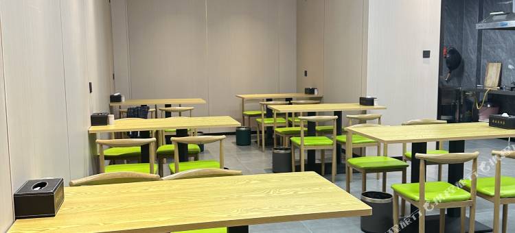 惠州·希尔曼酒店 Hotel 设计师酒店(惠城区高铁北站店)图片