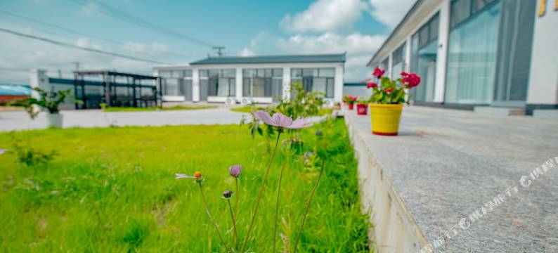 塞罕坝陌上花开民宿图片