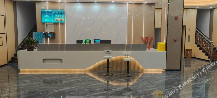 临高临城镇柏程智享酒店(城市购物公园店)图片