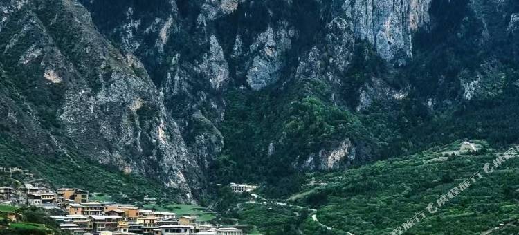 Tibetan·Style 邂逅扎尕那·云山居｜晨曦民宿图片