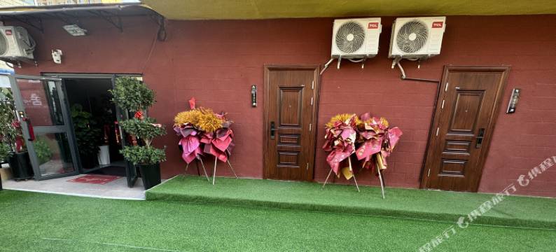 白夜酒店式公寓(昌吉学院店)图片