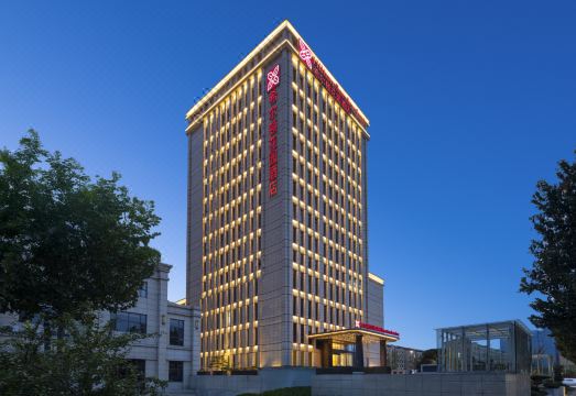 临沂商城希尔顿花园酒店外景图