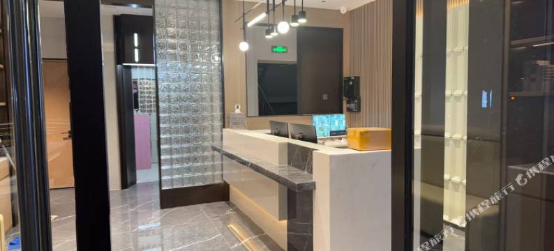 欧锦云辰酒店(义乌之心绣湖轻轨站店)图片