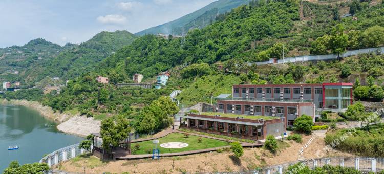 今朝有你民宿(宜昌兴山店)图片