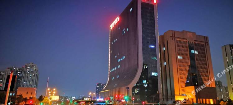 郑州铂岩酒店(郑州东站省骨科医院地铁站店)图片