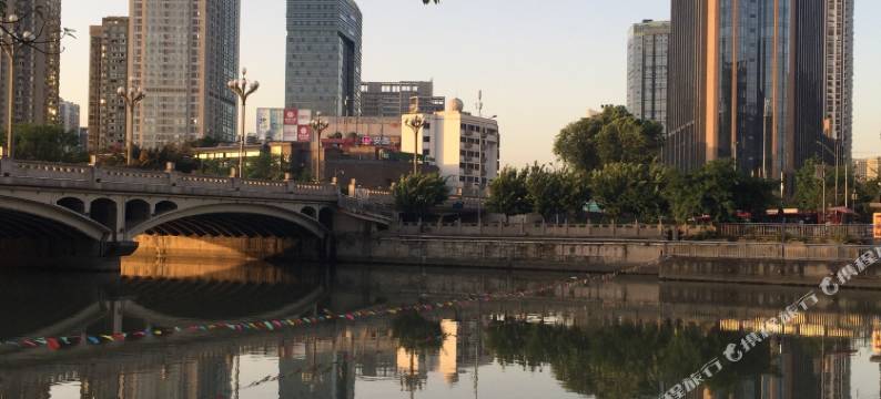 凯宾轻居酒店(成都九眼桥太古里店)图片