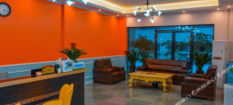 瑞金异国特色酒店(重庆火车北站店)图片