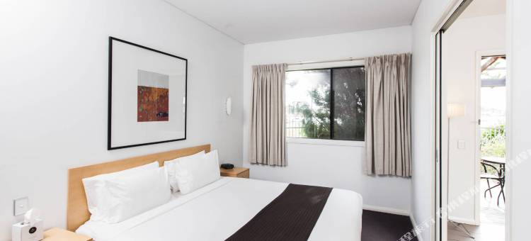 雄伟绿洲公寓(Majestic Oasis Apartments)图片