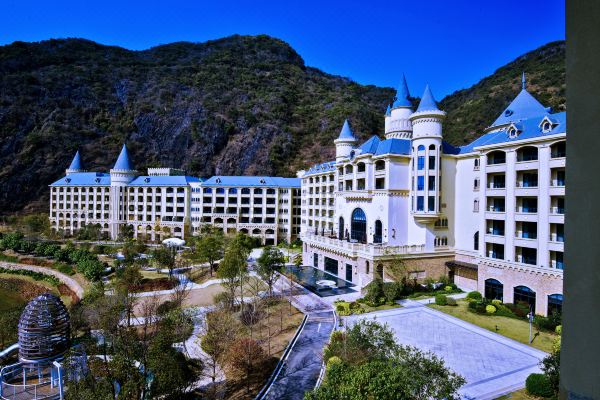 home(英德奥园巧克力王国店)预订价格,联系电话位置地址【携程酒店】