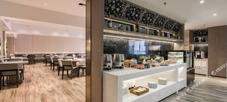 宜尚PLUS酒店(西安世融国际霸城门地铁站店)图片