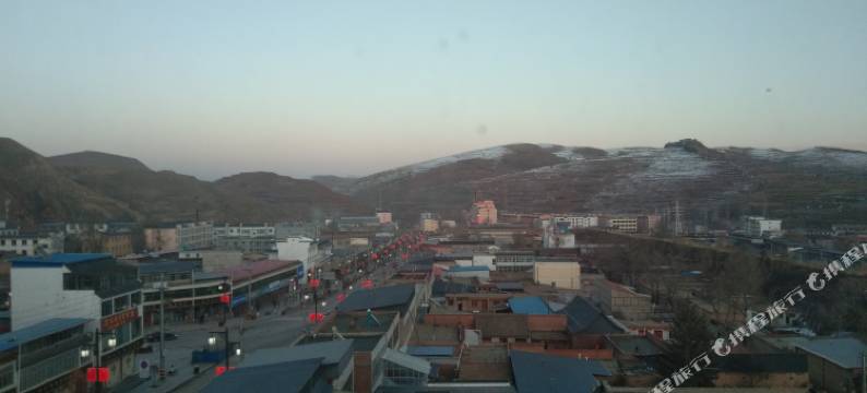 临潭洪和大酒店图片