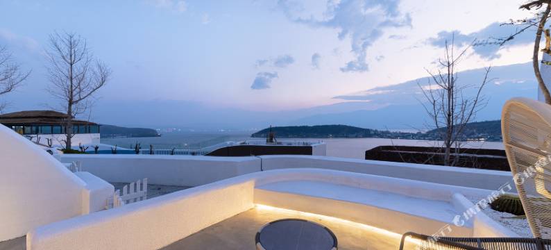 大理圣托里尼·云上天籁海景度假酒店(洱海理想邦店)图片