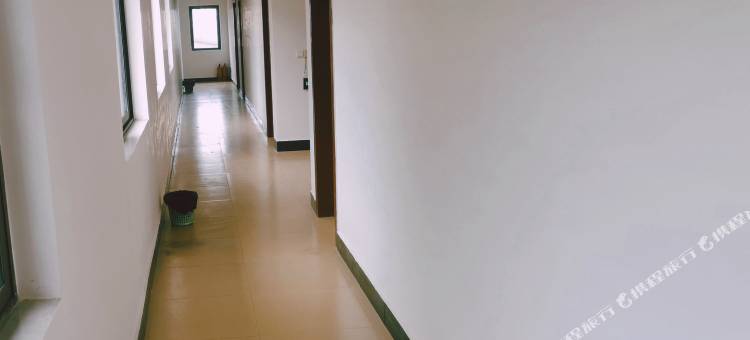 峨边林冲酒店图片