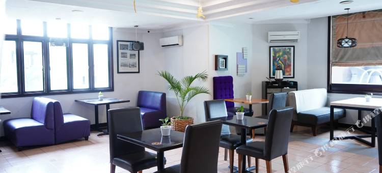 旅行者服务式套房公寓(Travellers Suites Serviced Apartments)图片