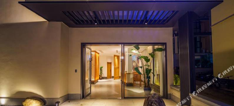 武夷山月伴溪水茶宿图片