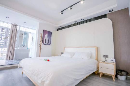 蔡先森主题民宿