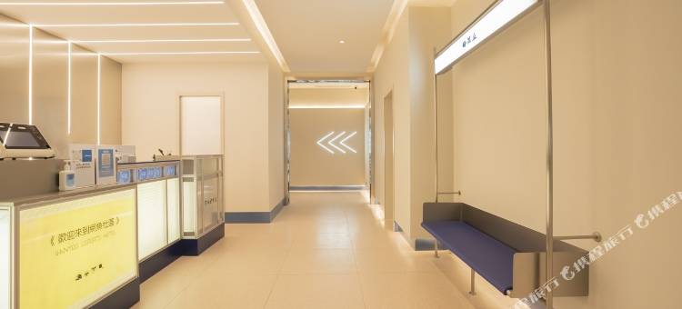 网鱼电竞酒店(上海汽车会展中心安亭地铁站店)图片