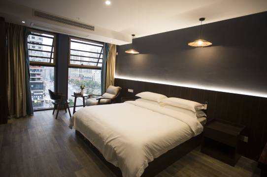 都匀7鑫民宿(文峰广场店)