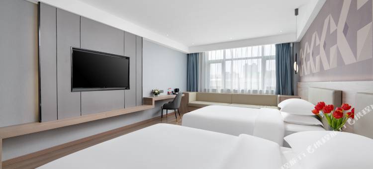 铂曼酒店(青海职业技术大学店)图片