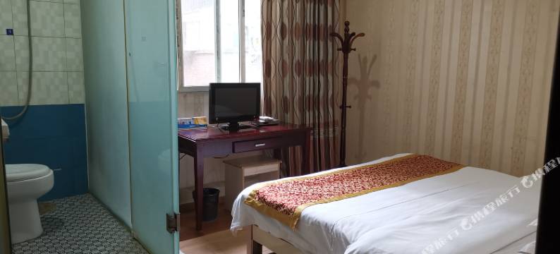 苍溪江边宾馆图片