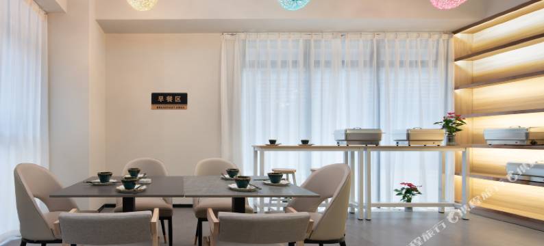 海口美兰国际机场微澜间酒店(鸿洲江山店)图片