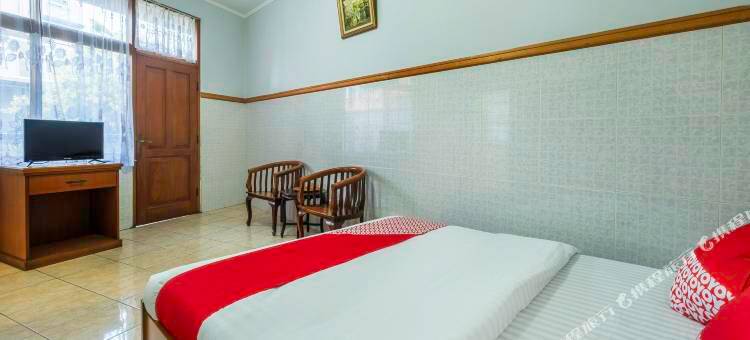 O系列克邦哲鲁克酒店-近市政厅花园(Collection O Kebon Jeruk Near Taman Balai Kota)图片