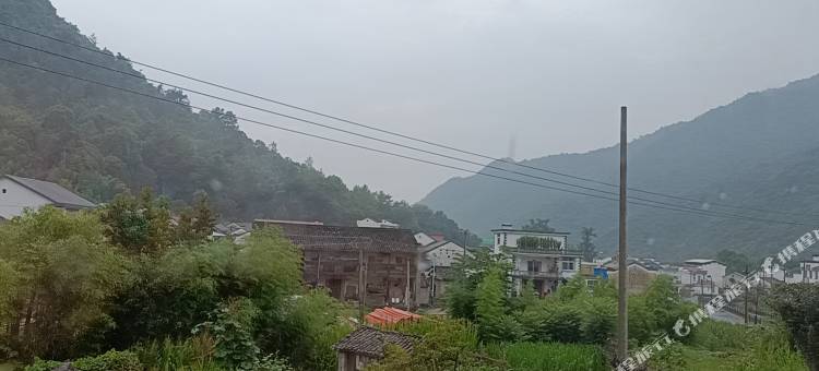 石台牯牛降乡土民宿图片