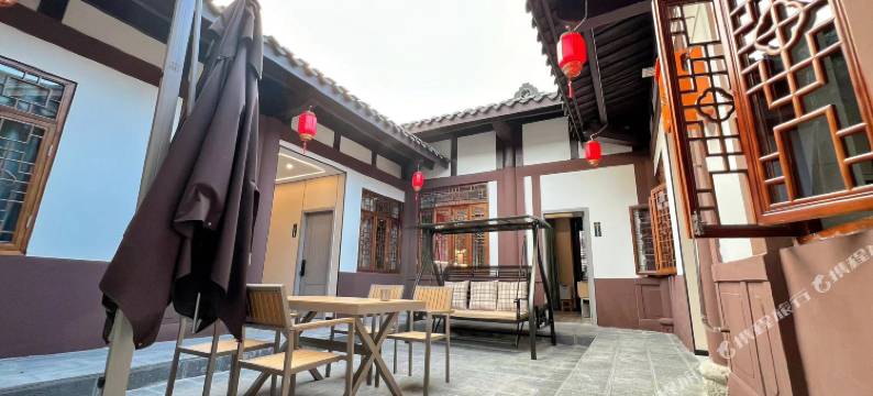 依恋江畔·傍水庭院·度假客栈(阆中古城华光楼店)图片